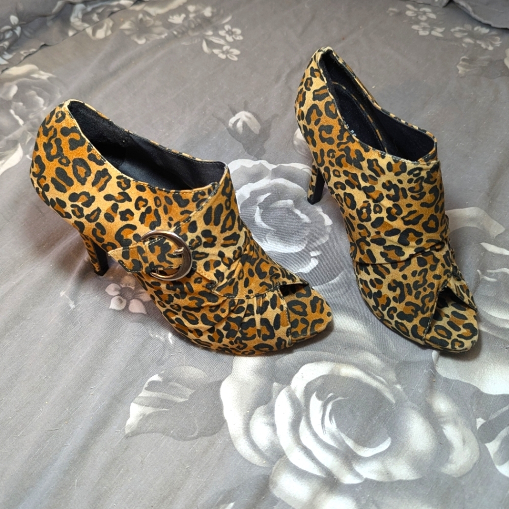 Woman's Leopard Print Open Toe Heels